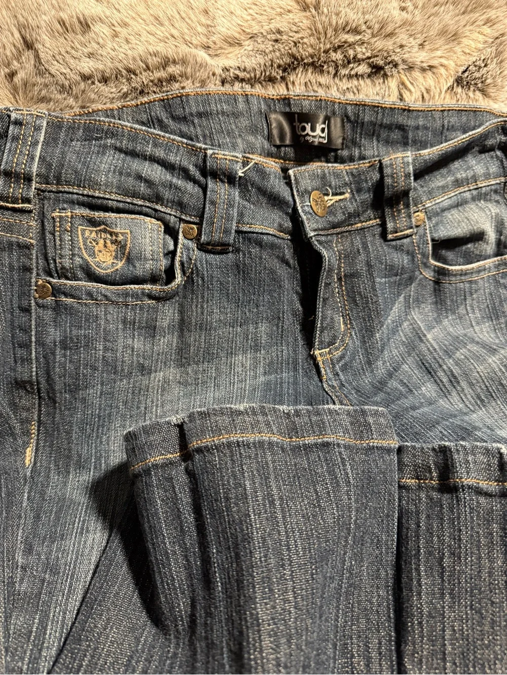 Touch by Alyssa Milano Dark Blue Straight Leg Jeans with Tan Raiders Patch - Picture 3 of 4